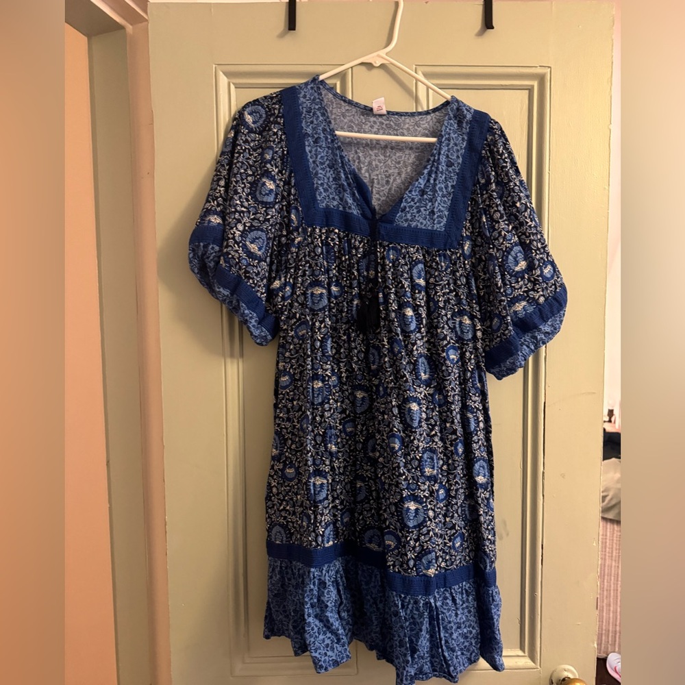 Old Navy Floral Blue Dress